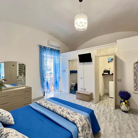 Bed and Breakfast Villino Annamaria Ischia Zewnętrze zdjęcie