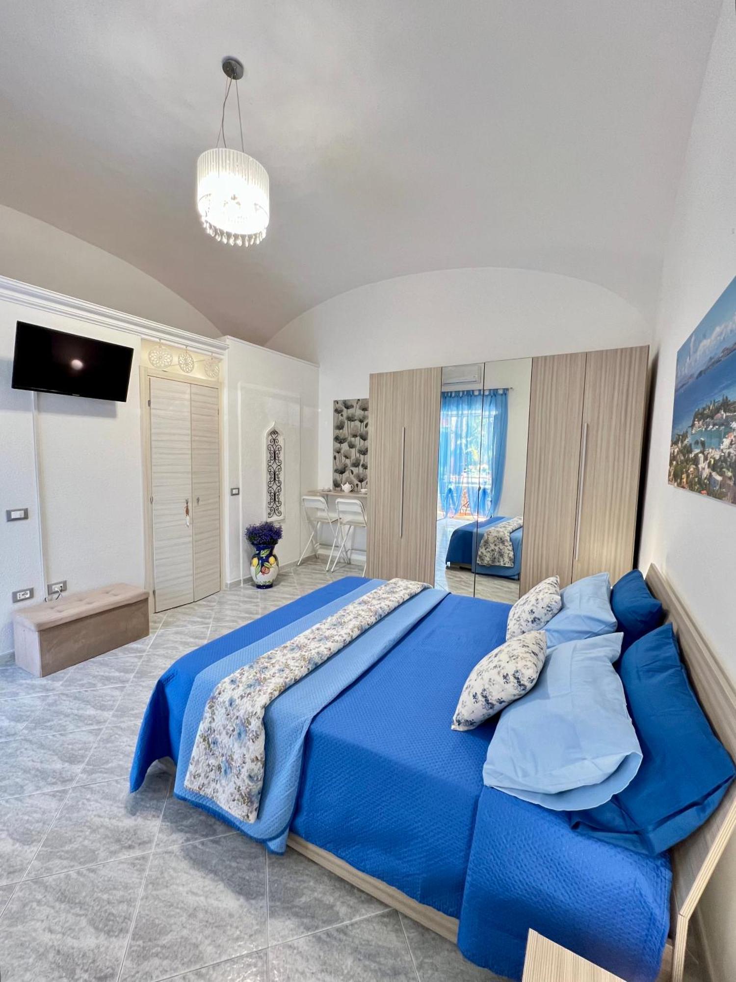 Bed and Breakfast Villino Annamaria Ischia Zewnętrze zdjęcie
