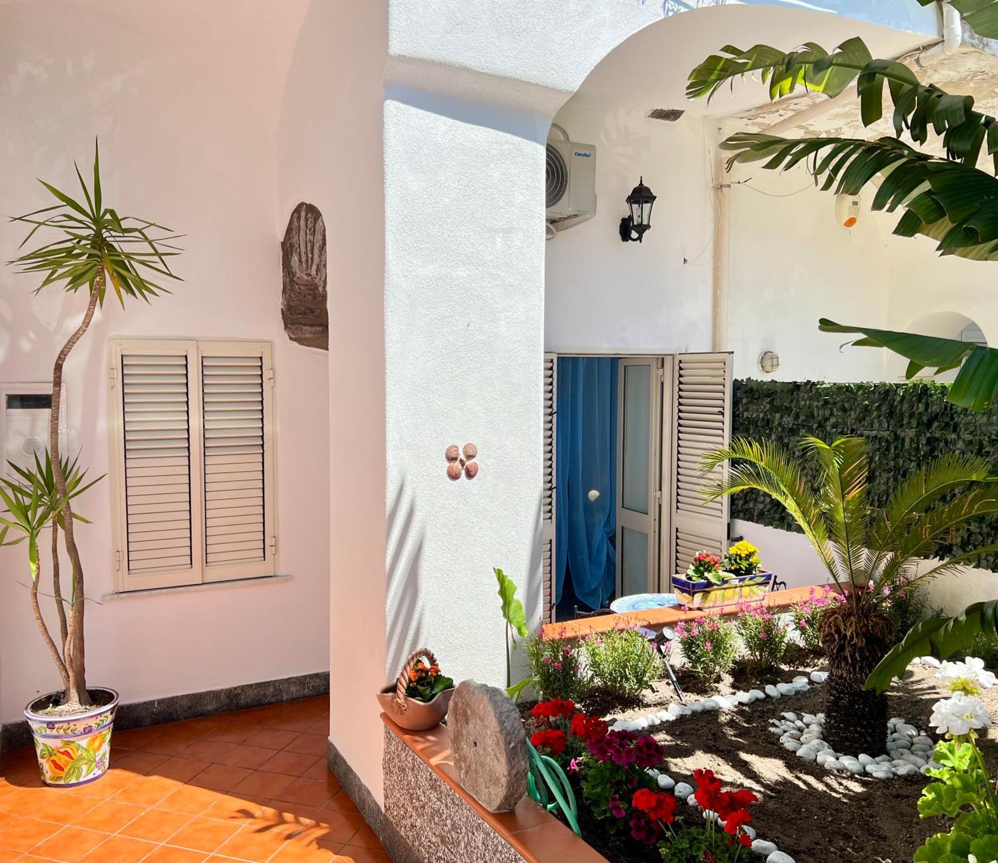 Bed and Breakfast Villino Annamaria Ischia Zewnętrze zdjęcie